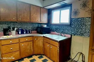 251 N Smith St, Aurora, IL 60505 - Photo 15