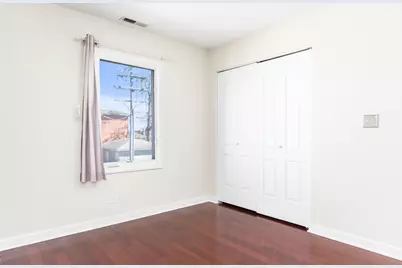 3447 Ridgeland Avenue #203, Berwyn, IL 60402 - Photo 13