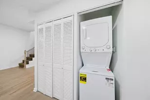 3037 N Southport Ave, Chicago, IL 60657 - Photo 7