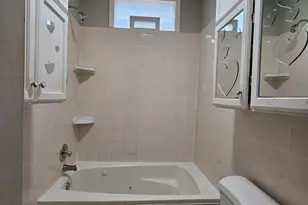 214 Franklin Ave, Waukegan, IL 60085 - Photo 15