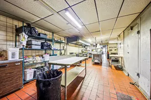 5037 W Diversey Ave, Chicago, IL 60639 - Photo 15