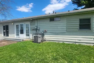 22100 Karlov Ave, Richton Park, IL 60471 - Photo 9