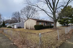 22100 Karlov Ave, Richton Park, IL 60471 - Photo 3