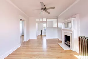 832 W Lakeside Pl, Chicago, IL 60640 - Photo 9