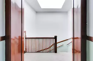 832 W Lakeside Pl, Chicago, IL 60640 - Photo 7