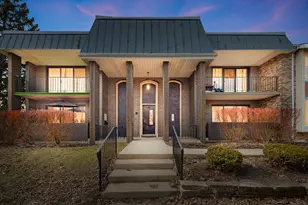 4115 W 98th St, Oak Lawn, IL 60453 - Photo 1