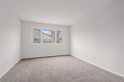 122 Longbeach Road, Montgomery, IL 60538 - Photo 7