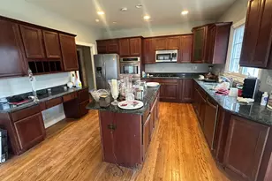 327 Royal Oak Dr, Steger, IL 60475 - Photo 11