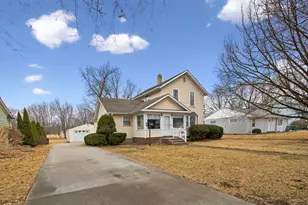 806 16th St, Mendota, IL 61342 - Photo 35