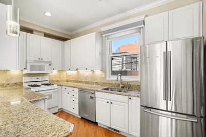 2940 N Lakewood Avenue #7, Chicago, IL 60657 - Photo 9