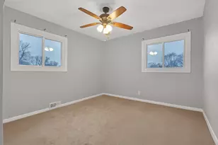 922 Coventry Ln, Crystal Lake, IL 60014 - Photo 17