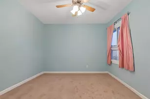 922 Coventry Ln, Crystal Lake, IL 60014 - Photo 19