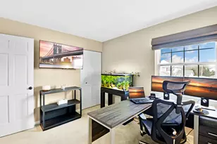 1281 Old Timber Ct, Hoffman Estates, IL 60192 - Photo 21