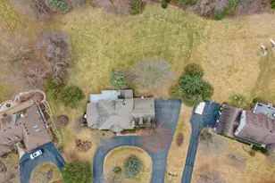 3810 Church Hill Ln, Crystal Lake, IL 60014 - Photo 3