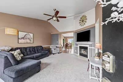 1710 Magnolia Drive, Saint John, IL 61873 - Photo 5