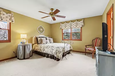 570 Violet Lane, Batavia, IL 60510 - Photo 17