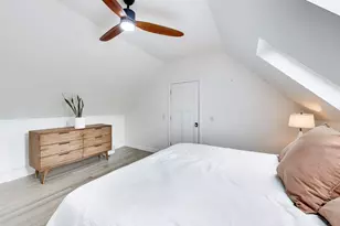 3051 N Drake Ave, Chicago, IL 60618 - Photo 11