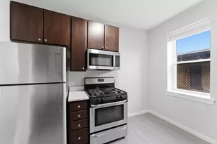 1722 W Juneway Terrace, Chicago, IL 60626 - Photo 5