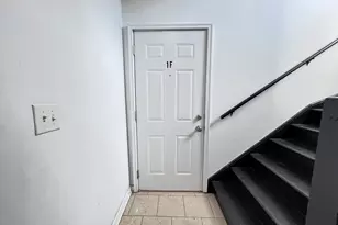 2548 W 71st St, Chicago, IL 60629 - Photo 11