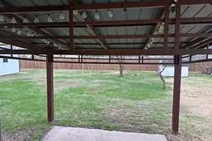 6049 E Flyers Dr, Chicago, IL 62898 - Photo 25