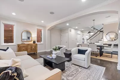 1937 W Melrose Street, Chicago, IL 60657 - Photo 5