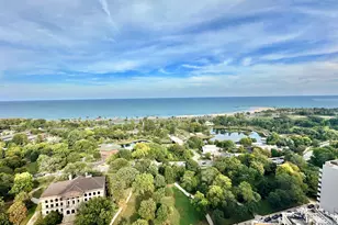 1960 N Lincoln Park West Ave, Chicago, IL 60614 - Photo 3