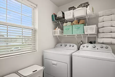 684 Vine Street, Hampshire, IL 60140 - Photo 21