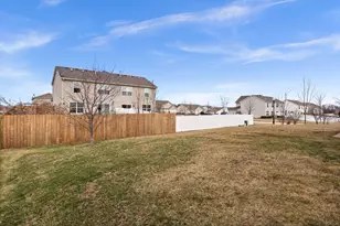 684 Vine St, Hampshire, IL 60140 - Photo 23