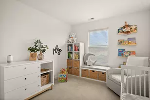 684 Vine St, Hampshire, IL 60140 - Photo 19