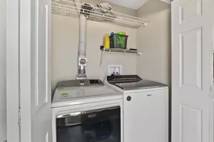 6052 W Eddy St, Chicago, IL 60634 - Photo 13