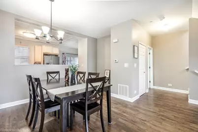 207 N Louis Street #B, Mount Prospect, IL 60056 - Photo 7