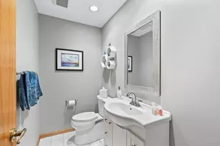 1030 Arbor Ct, Mount Prospect, IL 60056 - Photo 15