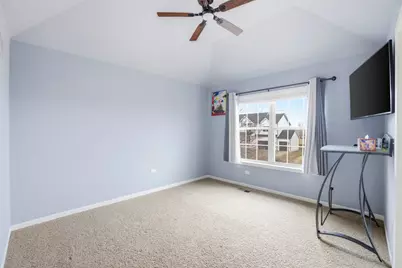 635 Slate Run, Elgin, IL 60124 - Photo 31