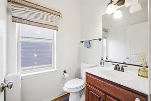 635 Slate Run, Elgin, IL 60124 - Photo 5