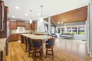 635 Slate Run, Elgin, IL 60124 - Photo 11