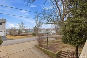 4519 W Shore Dr, Wonder Lake, IL 60097 - Photo 23