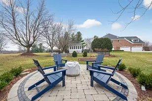 38W509 Golfview Ct, Saint Charles, IL 60175 - Photo 83