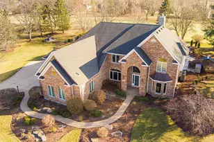 38W509 Golfview Ct, Saint Charles, IL 60175 - Photo 93