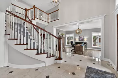 38W509 Golfview Court, Saint Charles, IL 60175 - Photo 5