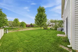 922 Saddle Ridge Dr, Joliet, IL 60432 - Photo 27