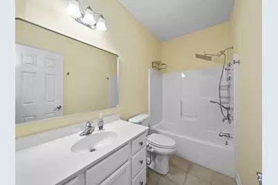 340 Manning Drive, Dekalb, IL 60115 - Photo 15