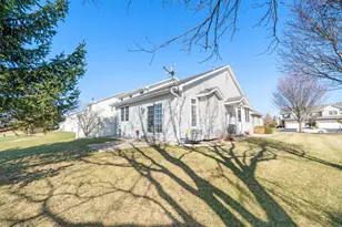 340 Manning Dr, Dekalb, IL 60115 - Photo 21