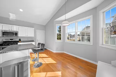 340 Manning Drive, Dekalb, IL 60115 - Photo 7