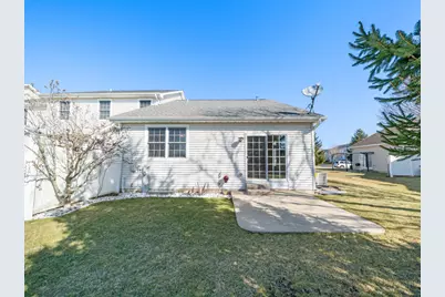 340 Manning Drive, Dekalb, IL 60115 - Photo 19