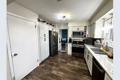 1048 Lora Avenue, Princeton, IL 61356 - Photo 3