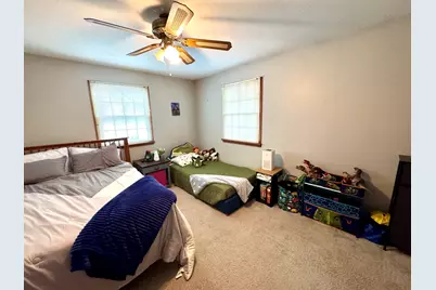 1048 Lora Avenue, Princeton, IL 61356 - Photo 13