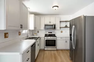 160 Galewood Dr, Bolingbrook, IL 60440 - Photo 5