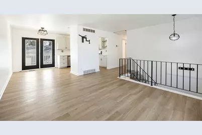 160 Galewood Drive, Bolingbrook, IL 60440 - Photo 7