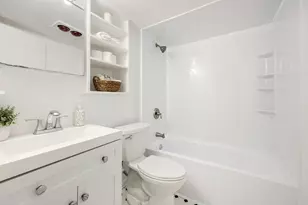 160 Galewood Dr, Bolingbrook, IL 60440 - Photo 15