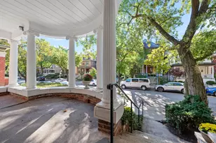 832 W Junior Terrace, Chicago, IL 60613 - Photo 3